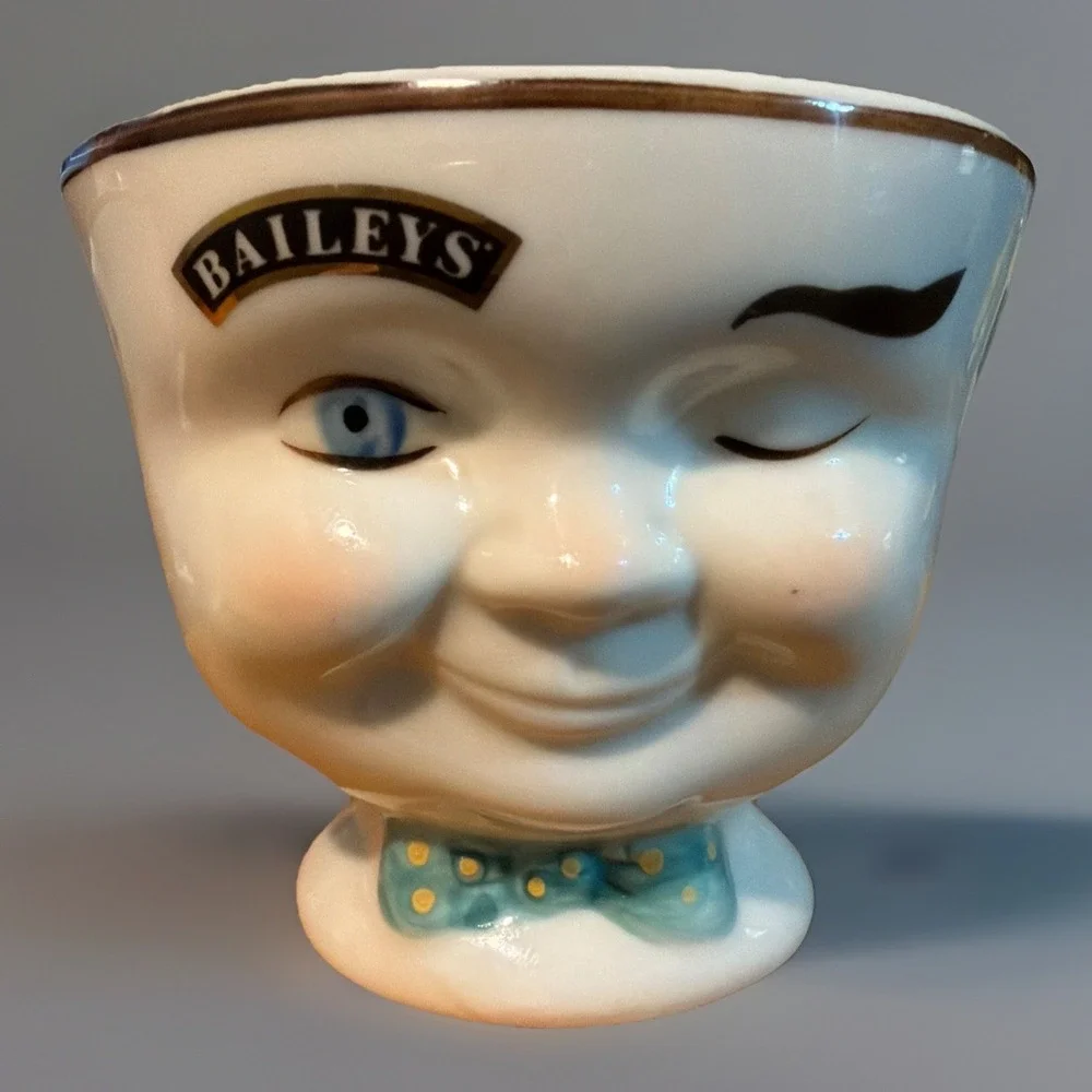 Vintage Bailey's Irish Cream winking face cups & Creamer 96' Limited Edition Set